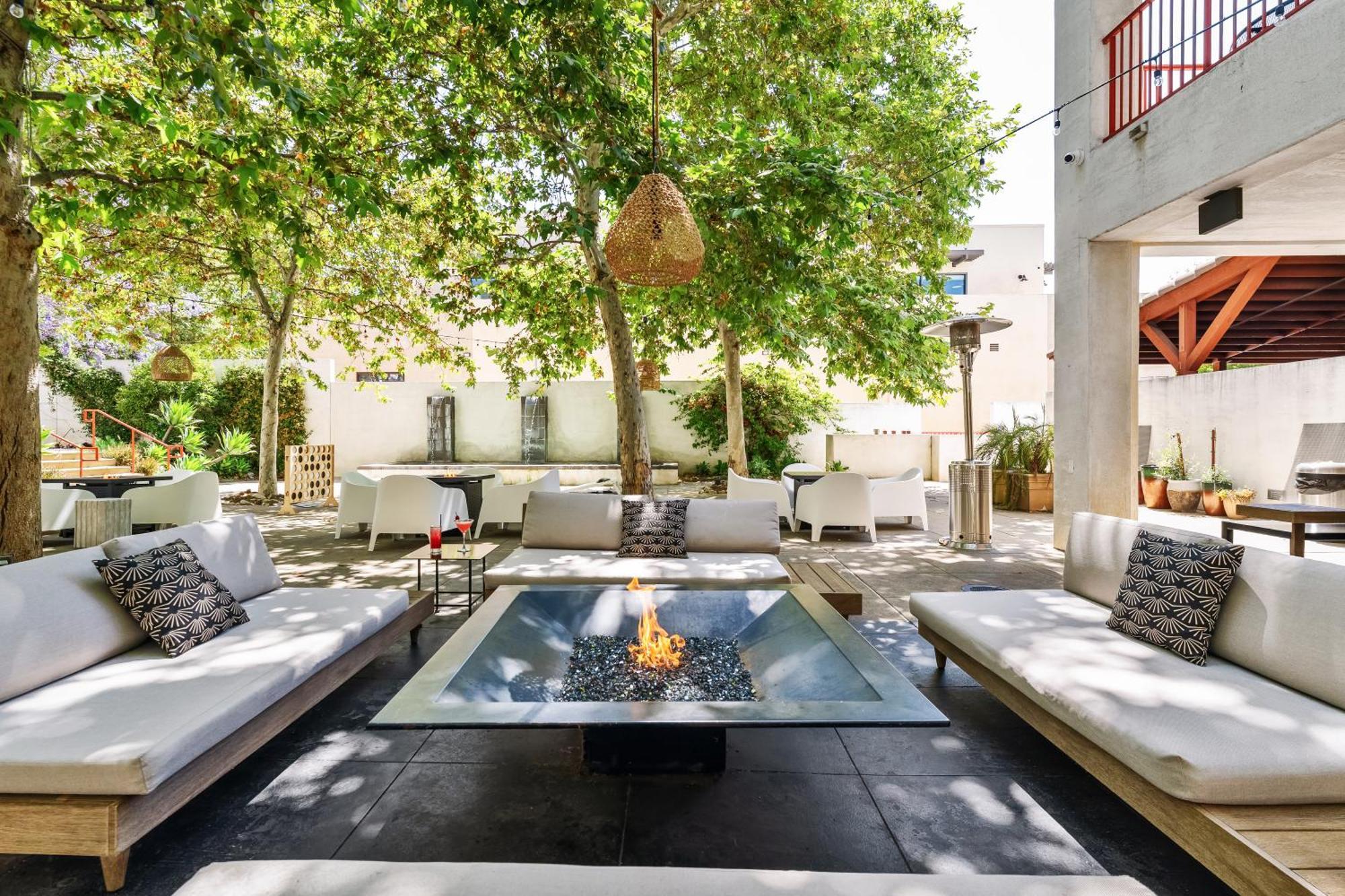 Hotel Casa 425 + Lounge, A Four Sisters Inn Claremont Exterior foto