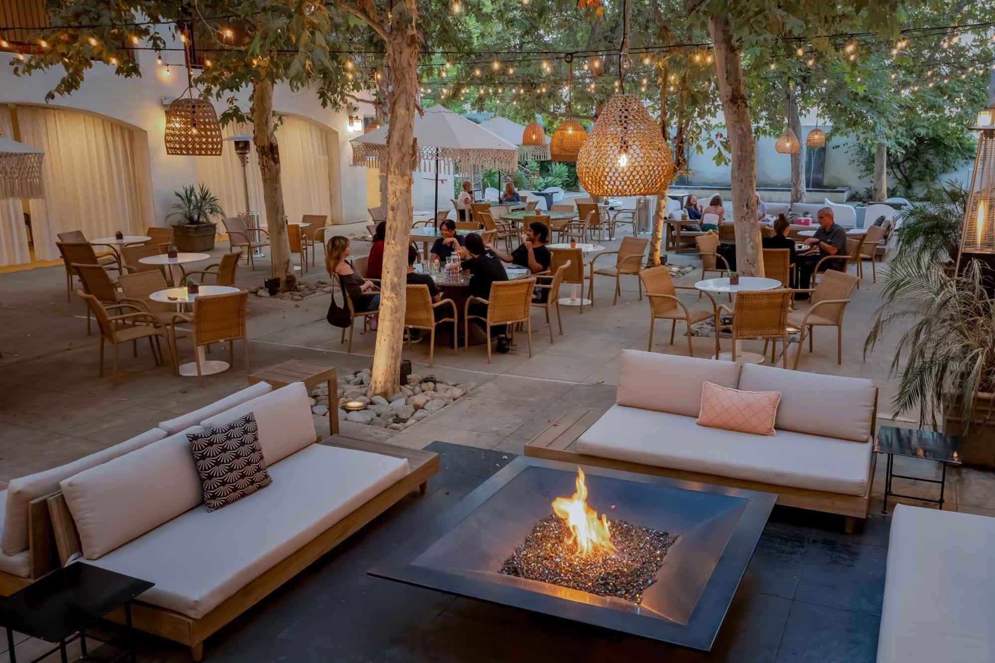 Hotel Casa 425 + Lounge, A Four Sisters Inn Claremont Exterior foto
